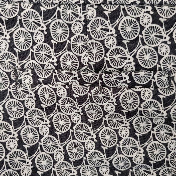 Banana Republic Hampton Fit Shorts Bicycle Print Size 2 Cotton - Picture 7 of 10